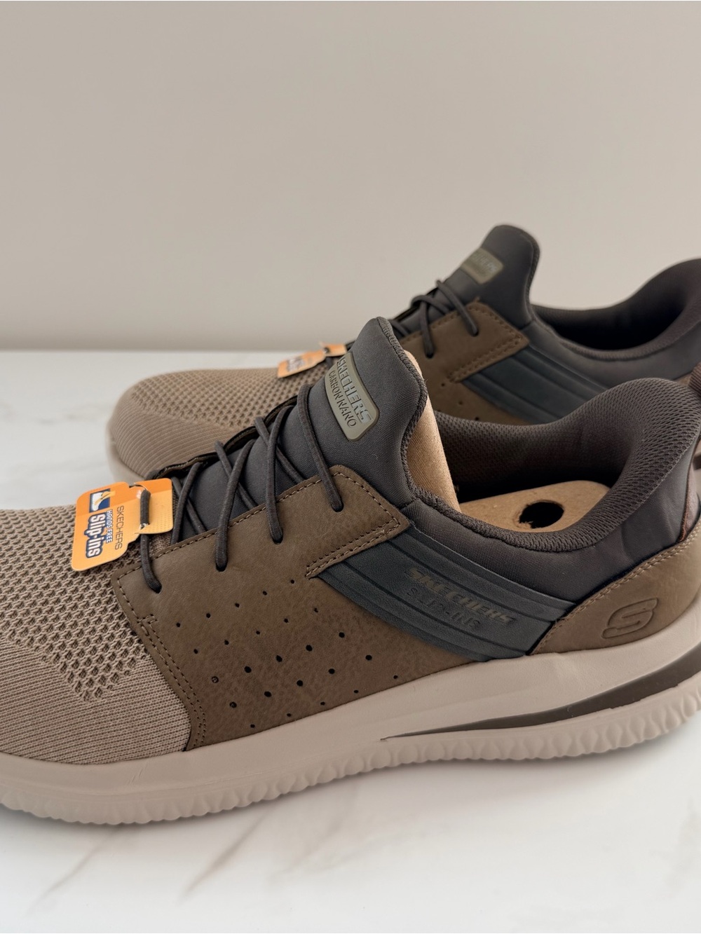 Skechers Work Hands Free Slip-ins Slip Resistant EH Shoes Men's 12 D